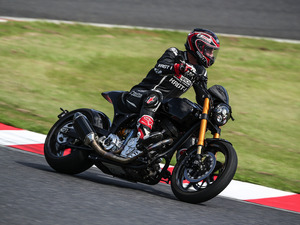 【鈴鹿8耐】キアヌ・プロデュースのレアバイクは約830万円！ 画像