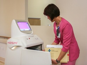 パナソニックの自律搬送ロボット「HOSPI」…シンガポールの総合病院に導入 画像