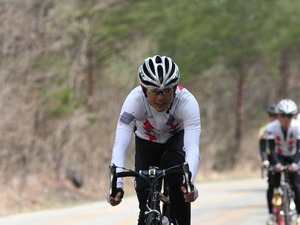 鶴見辰吾が6月8日にベックスイソヤ成城でトーク会 画像