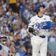 【MLB】大谷翔平、衝撃のWS2号直後の1枚に公式注目「オオタニのバットを探して」　CY賞右腕からの一打に本拠地熱狂 画像