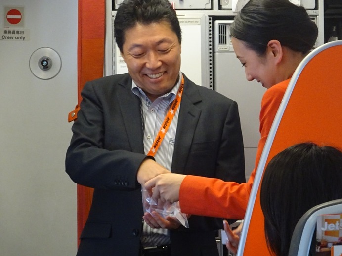 ジェットスター・ジャパンが「搭乗者1000万人突破イベント」を実施（2015年8月6日）