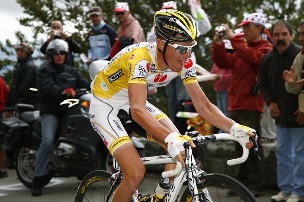 　世界最大の自転車レース、ツール・ド・フランスは大会9日目となる7月13日に、いよいよ前半戦の勝負どころであるピレネー山脈の山岳ステージに突入した。