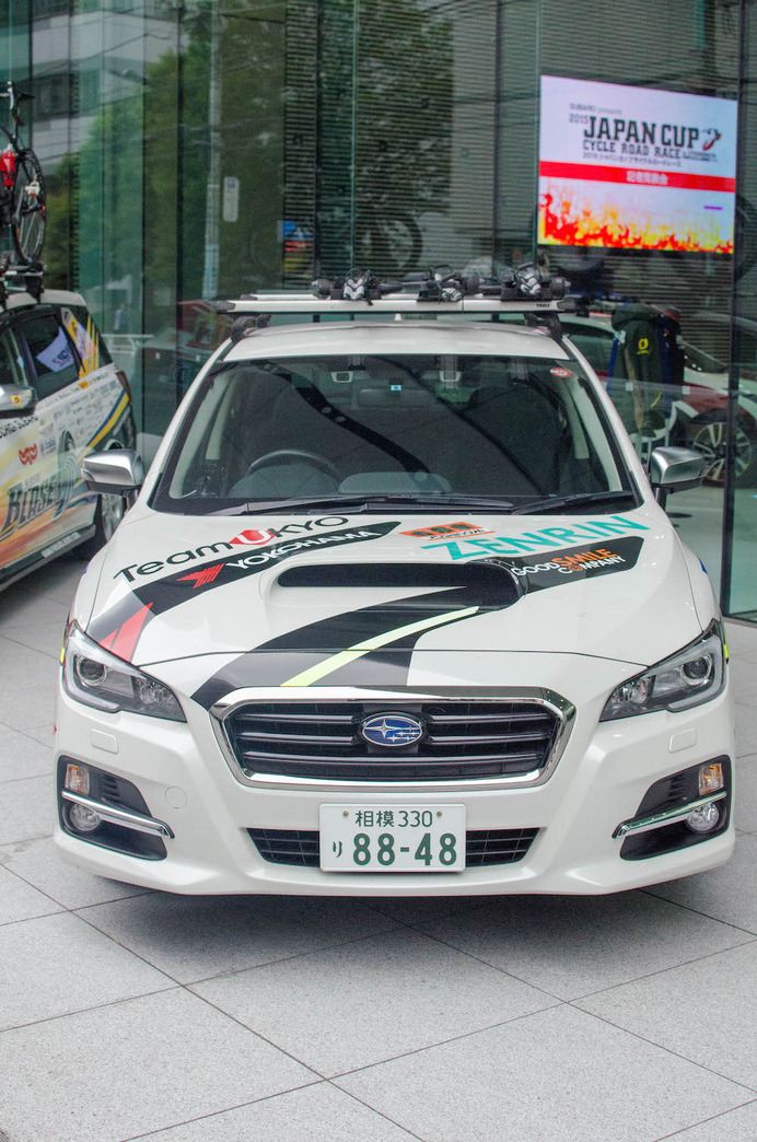 Team UKYOのチームカー（2015年9月16日）