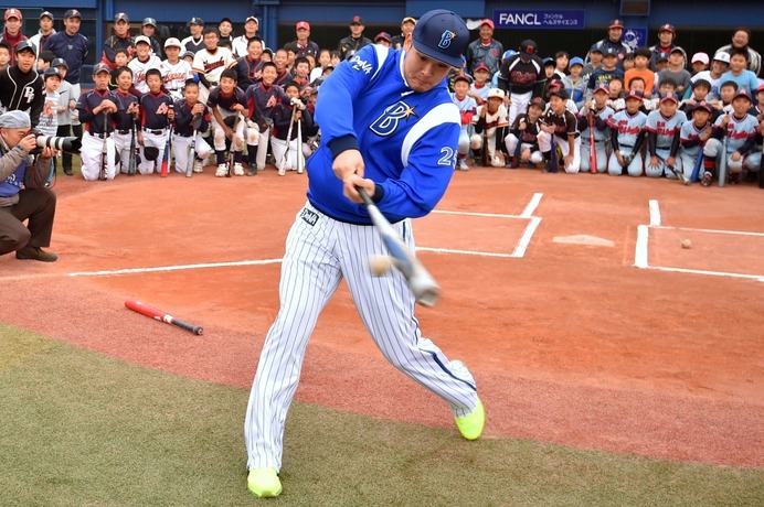 横浜DeNAベイスターズ、「キッズベースボールフェスティバル2015」の参加者募集