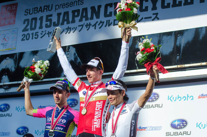 バウケ・モレマ、ジャパンカップサイクルロードレースを制す（2015年10月18日）
