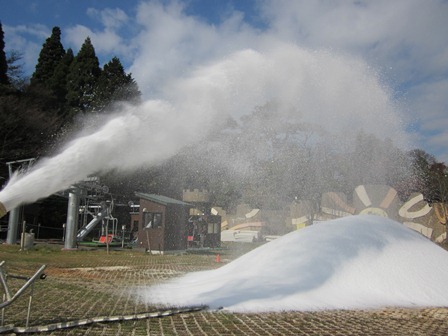 六甲山スノーパーク、10月30日に造雪開始…営業は12月5日から