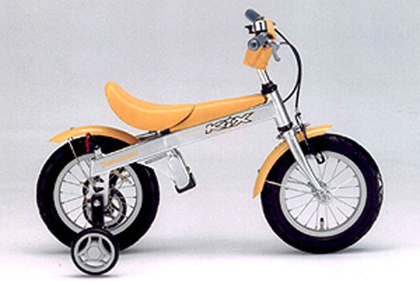 ブリヂストンサイクルは、三輪車に乗る年齢（1.5歳程度）の子どもから乗ることができる、新しいコンセプト＆デザインを採用した、ファーストバイク「KIX」を11月中旬より発売する。