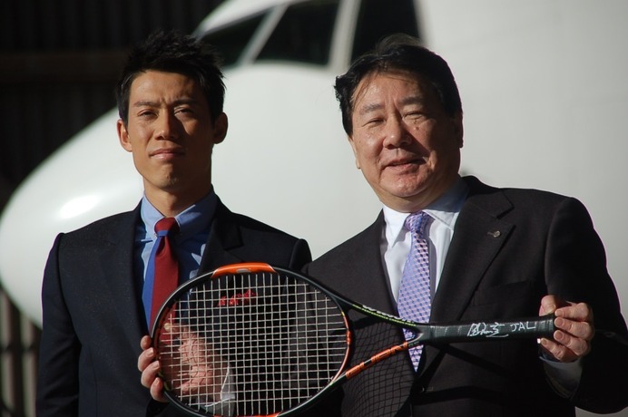 JALがプロテニスプレーヤー錦織圭とパートナー契約締結（2015年11月27日）