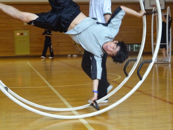 【やってみた】ラートに挑戦…輪の中に入って非日常を体験