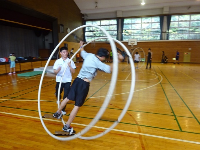 【やってみた】ラートに挑戦…輪の中に入って非日常を体験