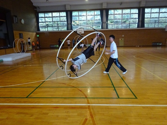 【やってみた】ラートに挑戦…輪の中に入って非日常を体験