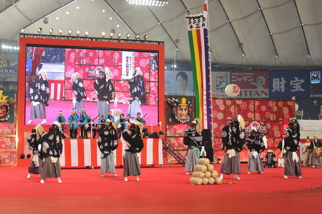 「ふるさと祭り東京2016」のお祭りひろばの様子