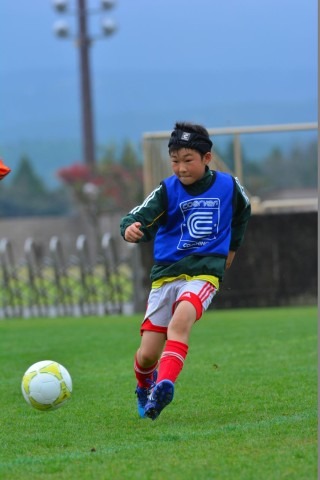 小学生を対象にしたサッカーキャンプ「春の強化合宿」開催…クーバー・コーチング
