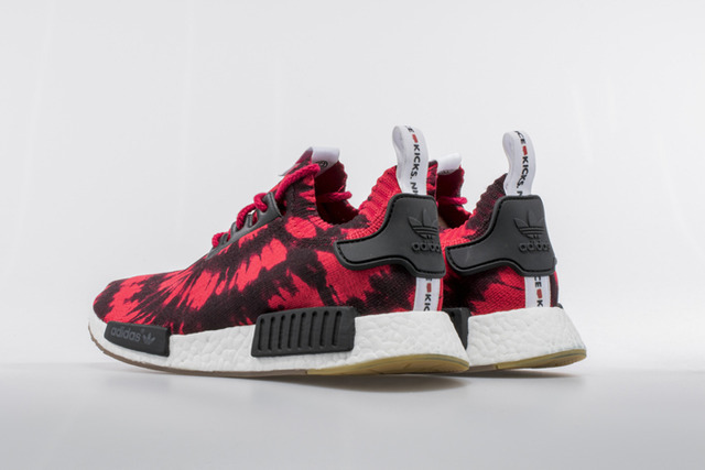 「エヌエムディー ランナー プライムニット ナイス キックス（NMD Runner PK Nice Kicks）」（2万3,000円）