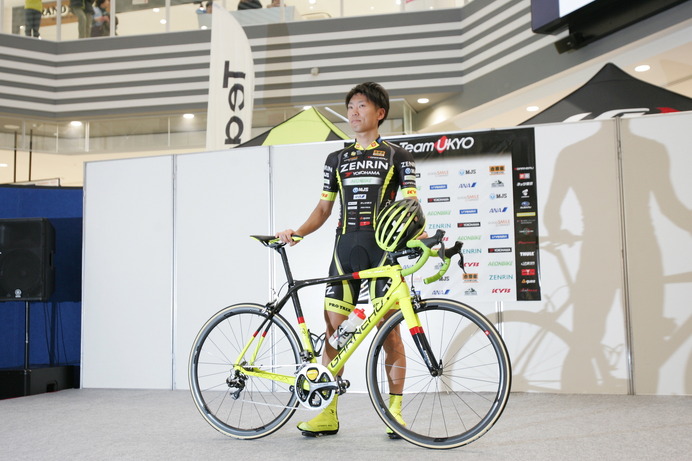 山口和幸の茶輪記 片山右京 自転車チーム5季目を始動 ツール ド フランスはあきらめない 3枚目の写真 画像 Cycle やわらかスポーツ情報サイト
