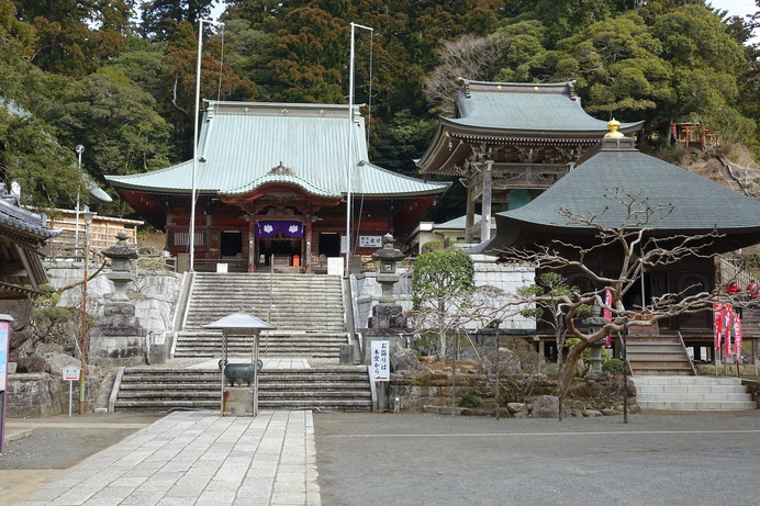 清澄寺は日蓮が出家して修業を積み、後に日蓮宗の開宗を宣言した寺