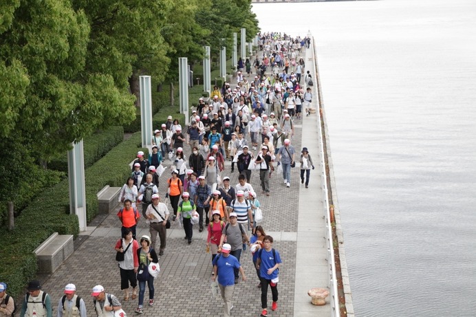 関本賢太郎と歩くチャリティイベント「WFPウォーク・ザ・ワールド大阪」