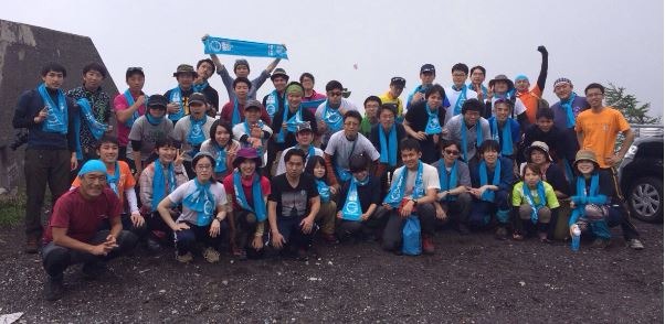 車椅子参加者と登頂に挑戦「ダイバーシティ富士登山」開催