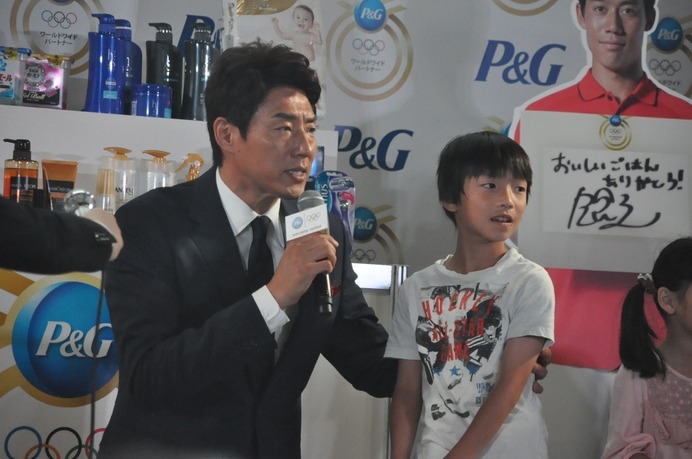 P＆Gが母の日イベントを開催。松岡修造、石川佳純が登壇（2016年5月8日）