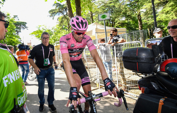ブランビッラがジロ・デ・イタリア第8ステージで独走勝利。一躍首位に