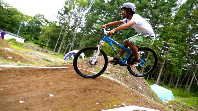 八ヶ岳に自転車競技レジャーパークYBP