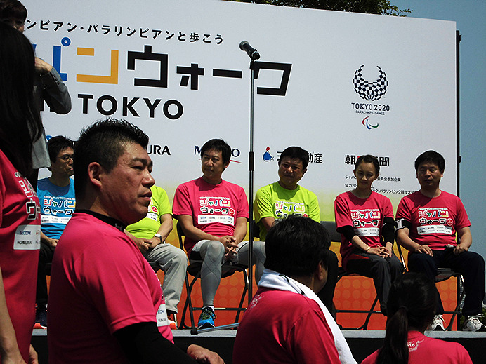 会場には、伊藤華英、上田春佳、荻原次晴、具志堅幸司、鈴木大地、高尾千穂、田中琴乃、田中理恵、勅使川原郁恵、中川真依、山本博、山本洋祐などのオリンピアン、上與那原寛和、太田渉子、河合純一、神保康広、須藤正和、田口亜希、花岡伸和、福留史朗、三宅克己といったパラリンピアンも駆けつけた