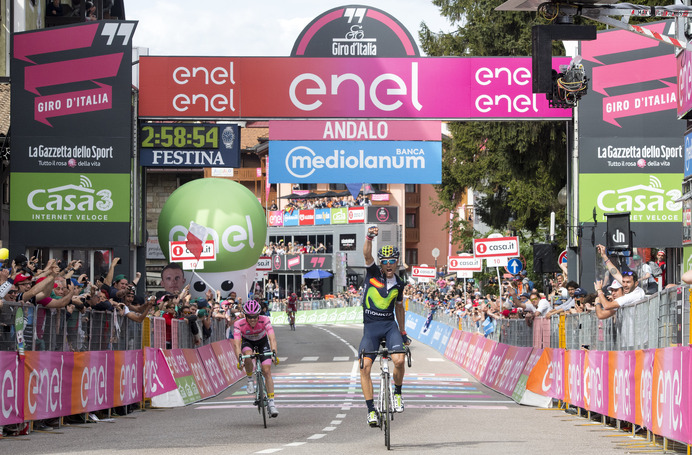 モビスターのアレハンドロ・バルベルデ（スペイン）がジロ・デ・イタリア初優勝