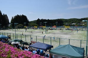 「中学校選抜ソフトテニス大会」に約1200名が参加