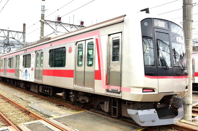 東京急行鉄道がディズニー社とコラボ、駅や車両、商業施設などでプロモーションを展開する
