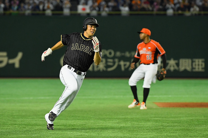 侍ジャパンの秋山翔吾 参考画像（2016年11月13日）