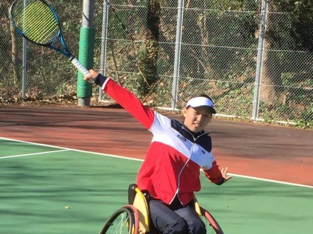 エレッセ、車いすテニス・大谷桃子へウェア提供