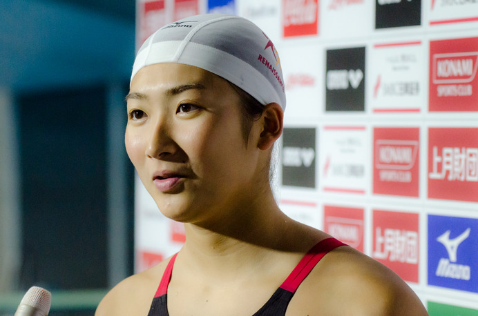 第33回コナミオープンに出場した池江璃花子が女子50m自由形で日本新記録（2017年2月18日）