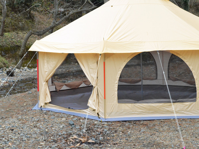 日本式のグランピングが楽しめる8人用テント「タケノコテント」3月予約開始
