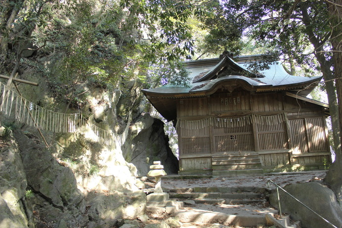 「雌竜」と呼ばれる染谷佐志能神社