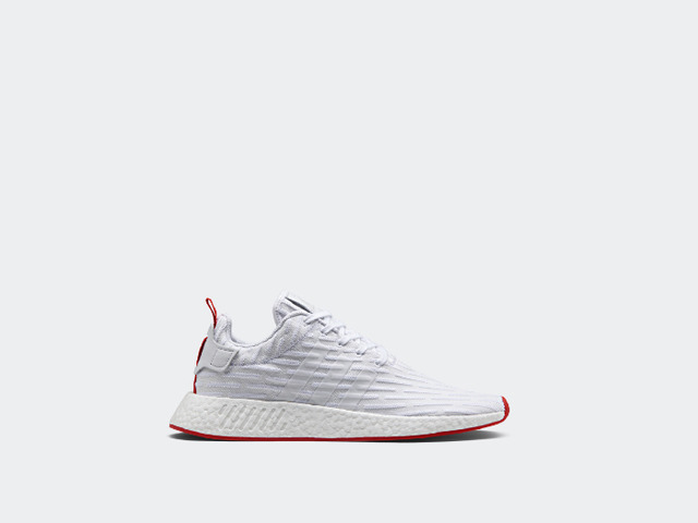 NMD_R2（1万8,000円）