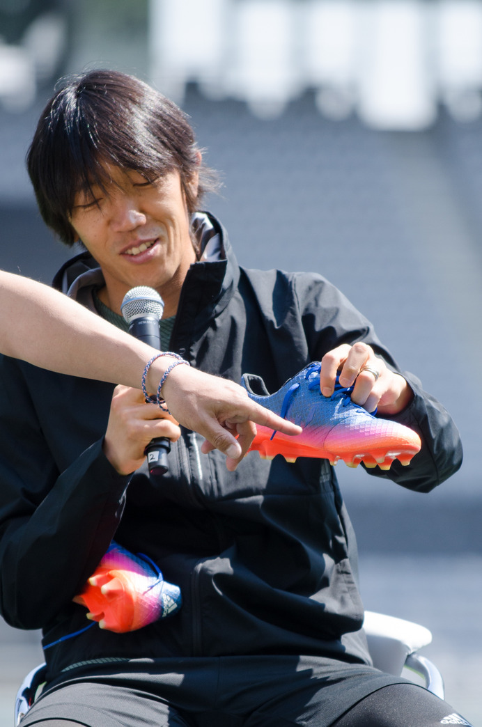 アディダスの『YOUNG ATHLETES CHALLENGE』に登壇した中村俊輔（2017年4月3日）
