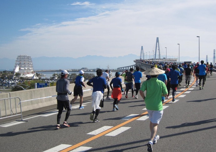 富山の味でランナーをおもてなしする「富山マラソン」10月開催