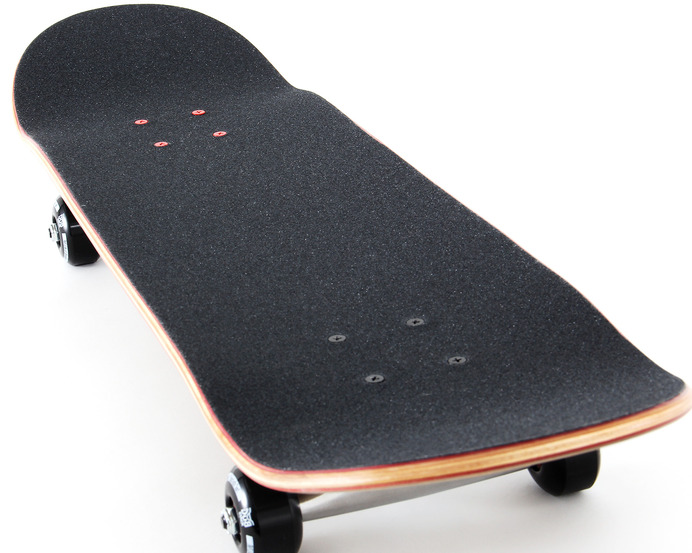 カナディアンメープル使用の木目調スケートボード3モデル発売