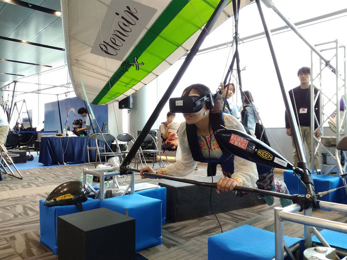 VRで飛行体験できる「ハンググライダー体験シミュレーター」展示…イベント総合EXPO