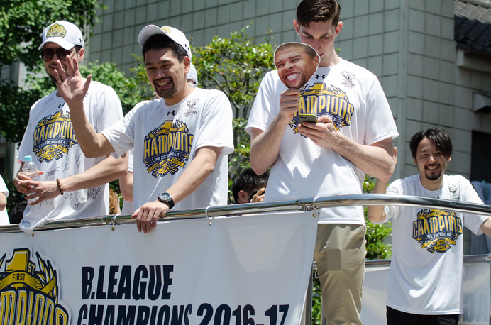 栃木ブレックスのBリーグ優勝パレードが開催（2017年6月3日）