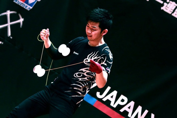 競技ヨーヨーの日本チャンピオンを決める全国大会が渋谷で開催