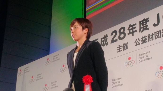 『平成28年度JOCスポーツ賞表彰式』が、6月9日に東京国際フォーラムで開催された。2018年平昌オリンピックの、スピードスケート女子500メートル金メダル候補の小平奈緒選手らが『優秀賞』を獲得した。