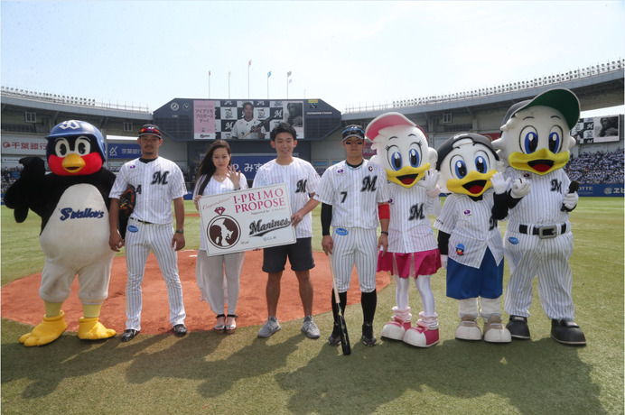 プロ野球選手が夢だった男性が始球式プロポーズ！ロッテ・鈴木大地からストライク