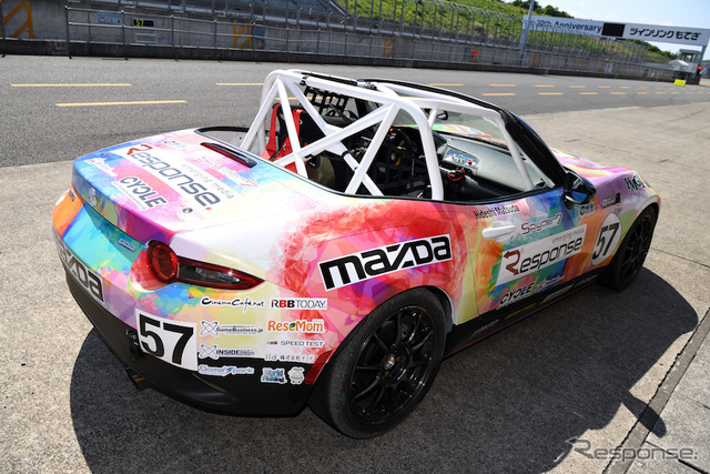 MX-5カップジャパン第3戦に参戦したレスポンスチームのMX-5