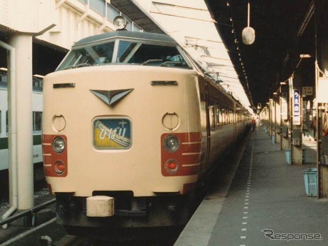 東北新幹線開業前に上の～仙台間で運行されていた特急『ひばり』（1982年頃）。