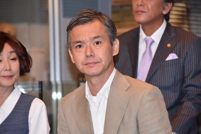 渡部篤郎