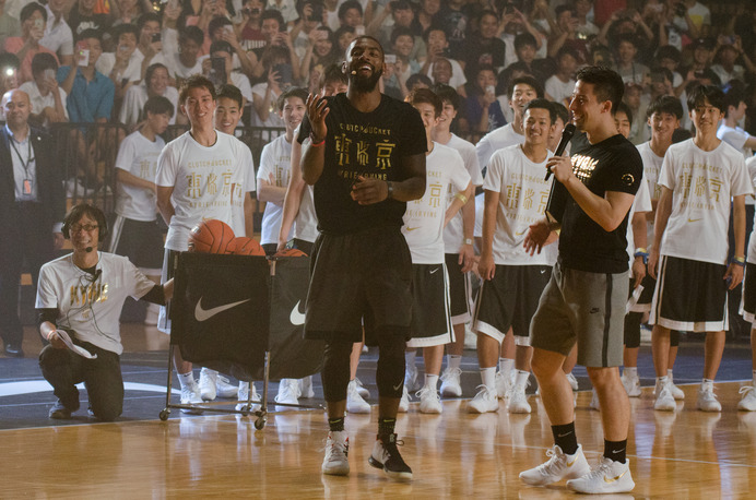 NBAのカイリー・アービングを招いた『CLUTCH BUCKET 東京』が開催（2017年7月21日）