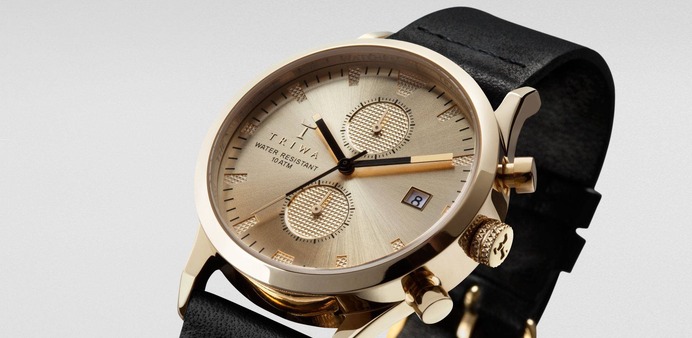 Sort of Black Gold Chrono ウォッチ by Rasmus Storm x Triwa