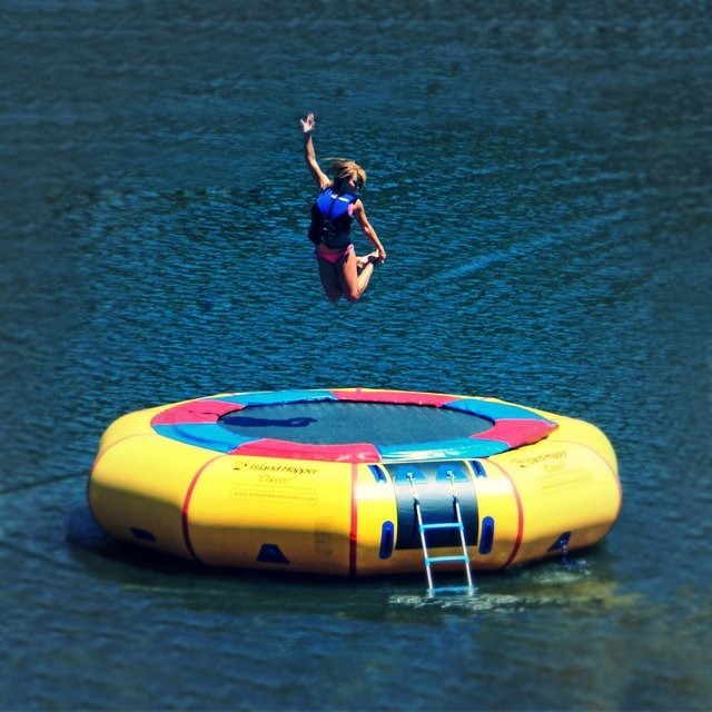 sland Hopper 15' クラシック ウォーター トランポリン
