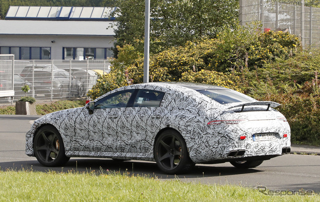 メルセデス AMG GT 4ドア スクープ写真